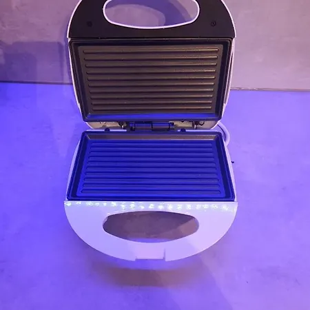 Julian アパート ミデルケルケ